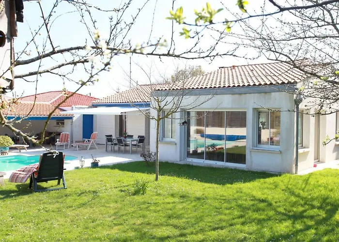 Maison Piscine La Rochelle (Charente-Maritime)